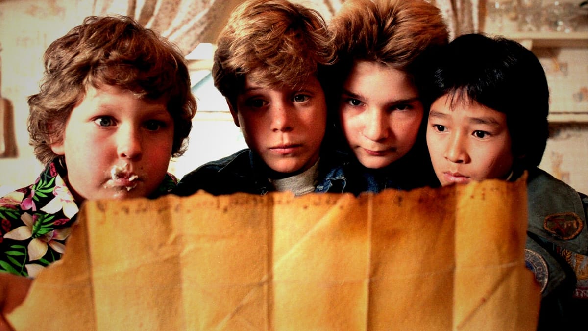 Les 4 histoires cachées derrière la musique culte des Goonies